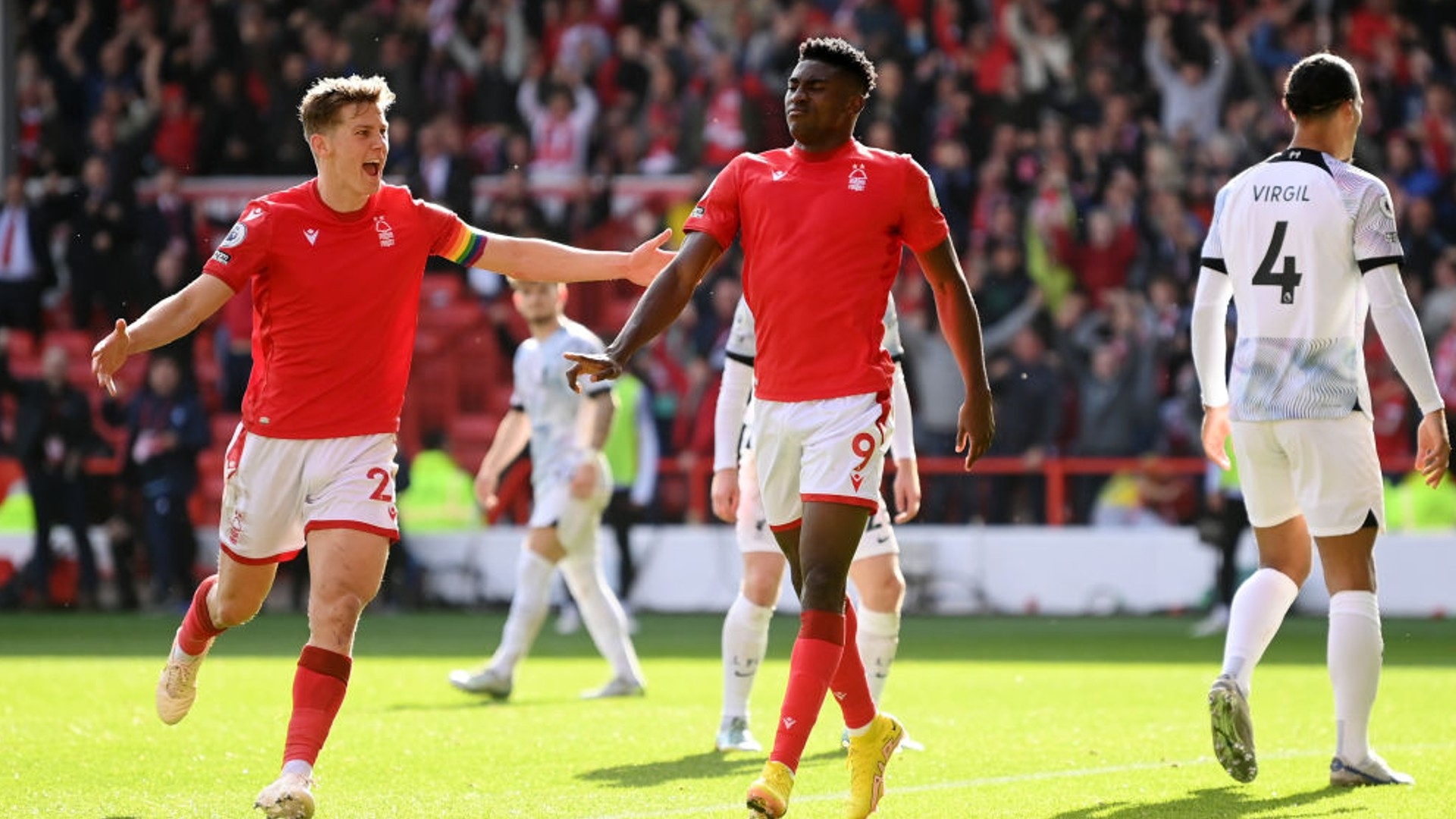 中充当关键 中充当关键