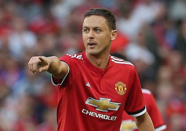 对年轻球员 对年轻球员